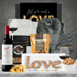 Valentines Red Wine & Pamper Hamper For Him