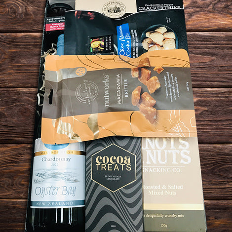 Oyster Bay White Wine Hamper For Her