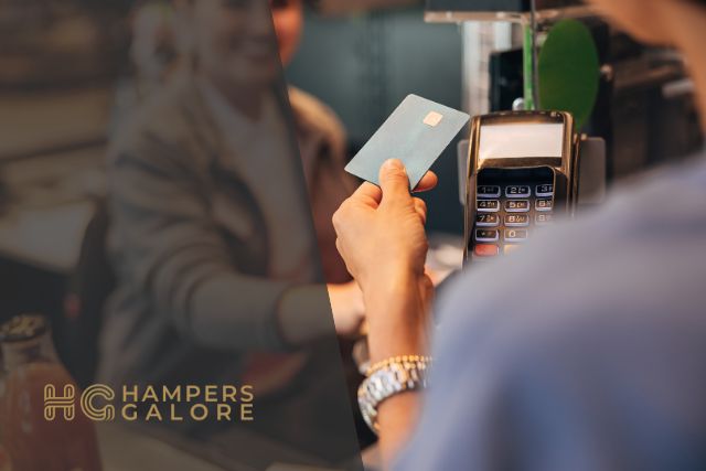 Avoid overpaying for chritmas hampers online