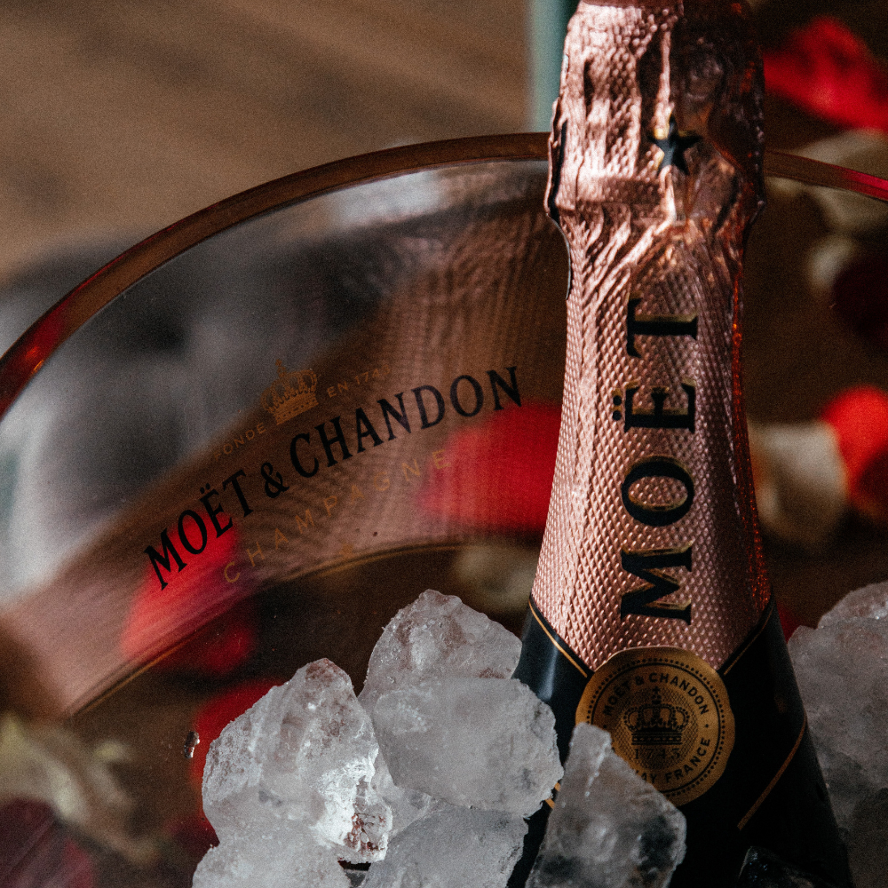 Top Luxury Gift Hampers For Her