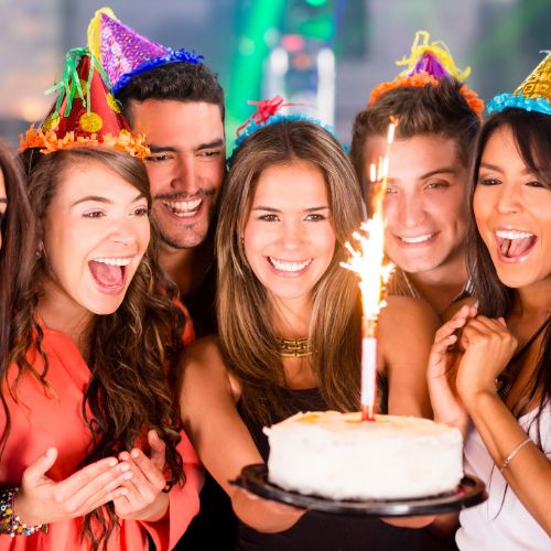 Why Choose a Birthday Hamper Over a Traditional Gift?