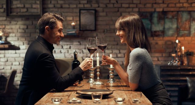 Wine & Dine Your Valentine: Pairing Australian Wines with Gourmet Treats