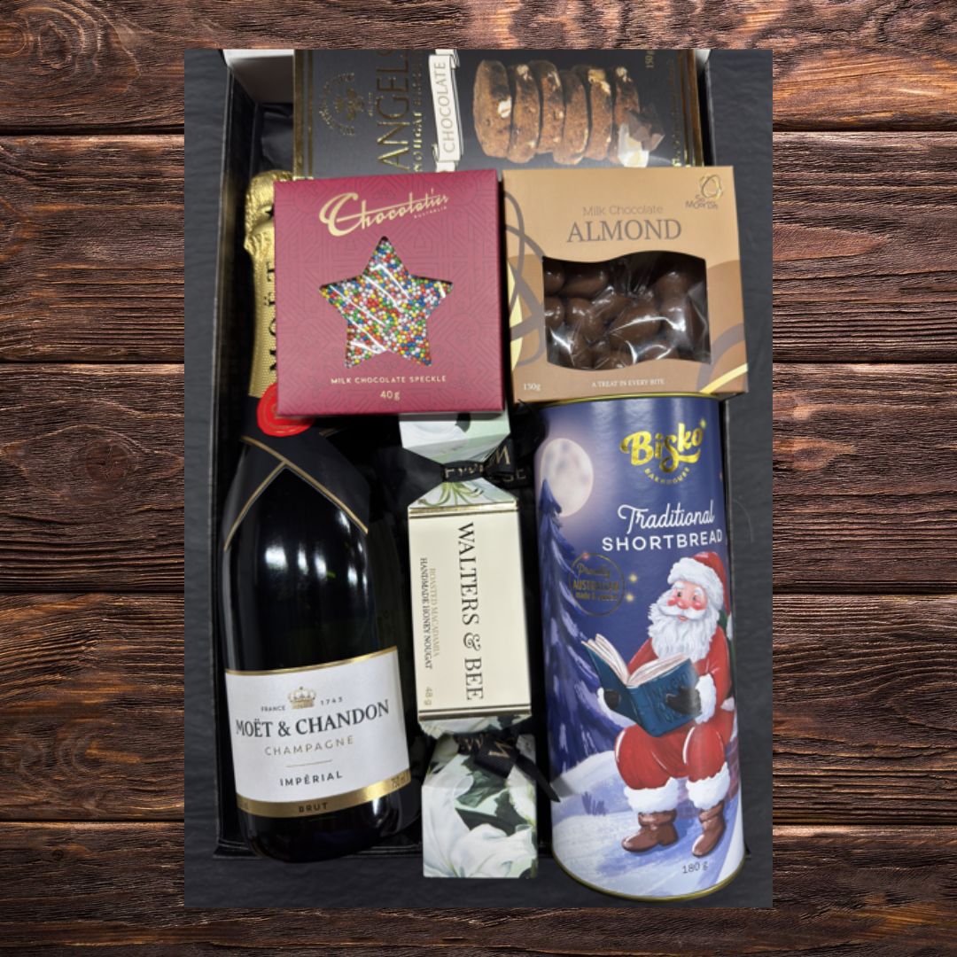 Moet Champagne Luxury Christmas Hamper