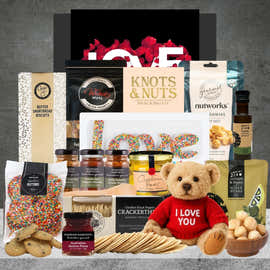 Australian Gourmet Valentines Snack Gift Hamper