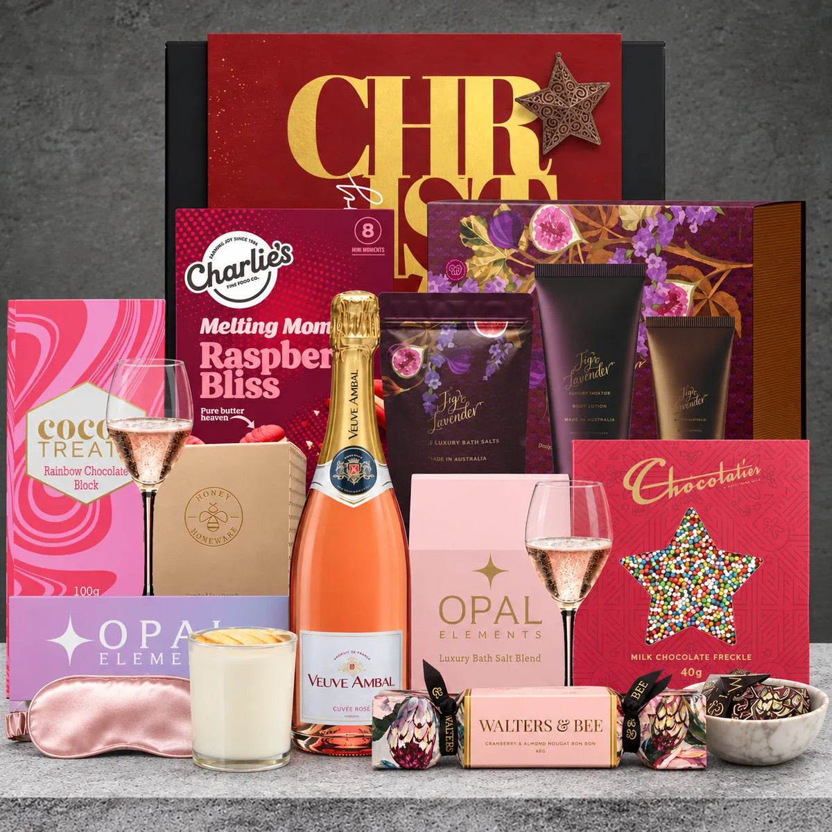 Veuve & Pamper Christmas Hamper