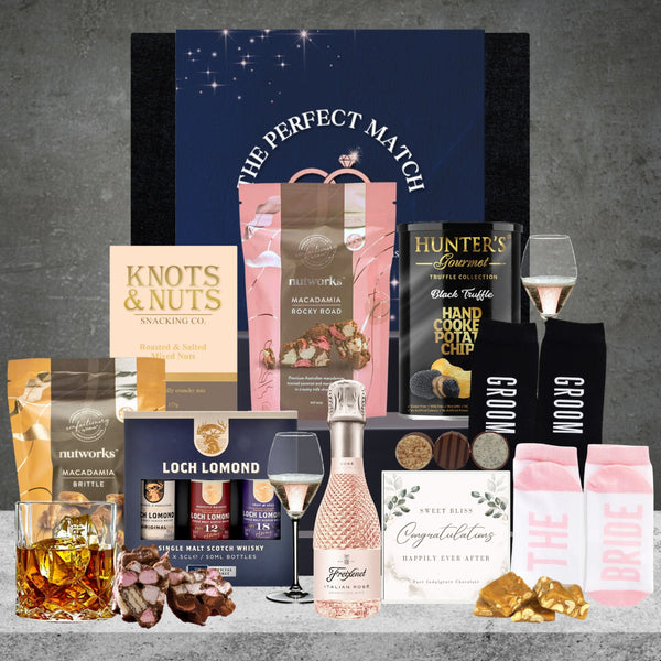 The Happy Couple with Whisky & Bubbles Hamper