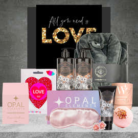 Comforting Valentines Night in