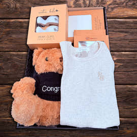 Newborn Baby Neutral Hamper