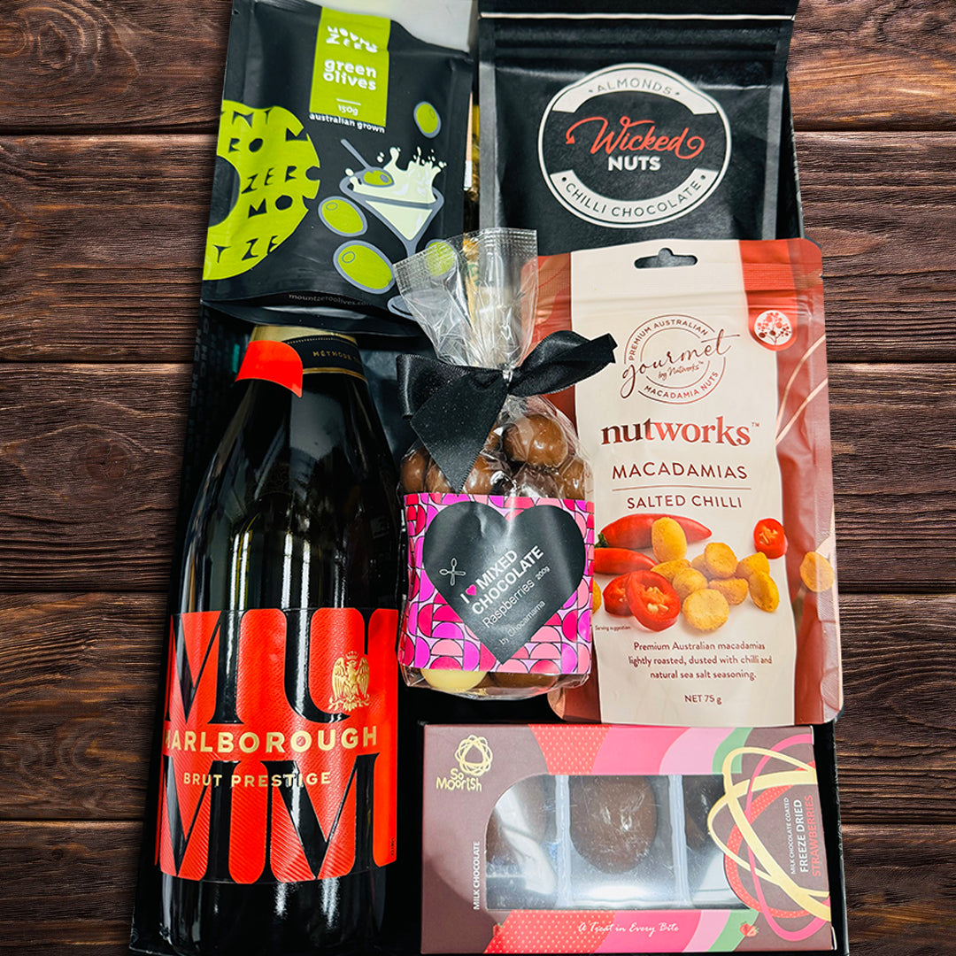 Christmas Mumm Hamper For her