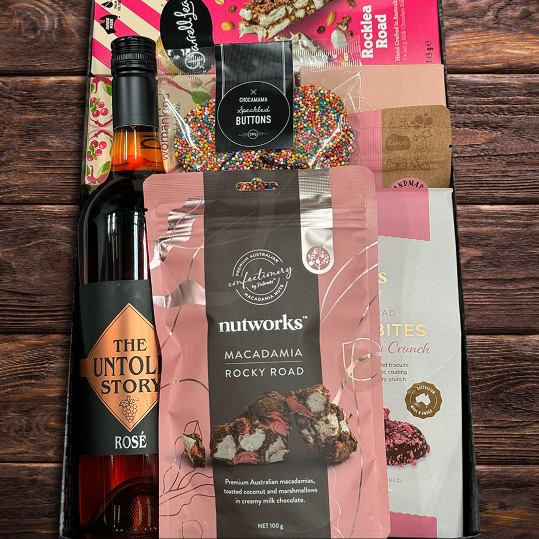 Christmas Rose Wine Hamper 