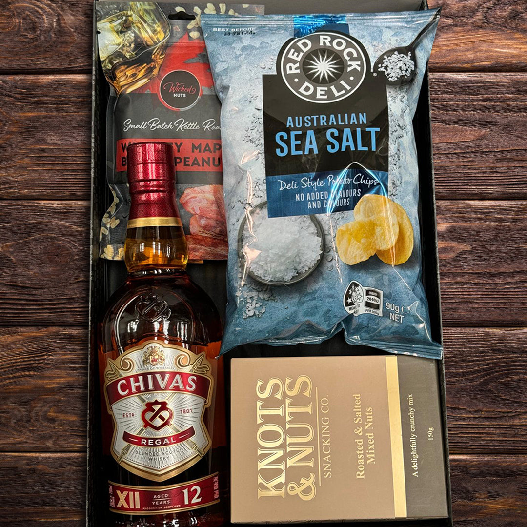 Christmas Whisky & Snack Hamper Box ingredients 