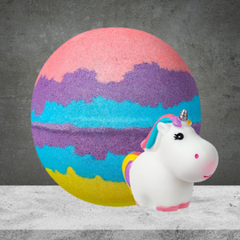 Daisy Encens unicorn surprise bath bomb