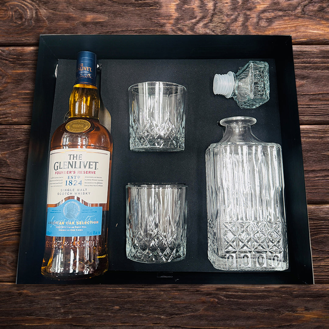 Glenlivet Whiskey Decanter Christmas Hamper Ingredients