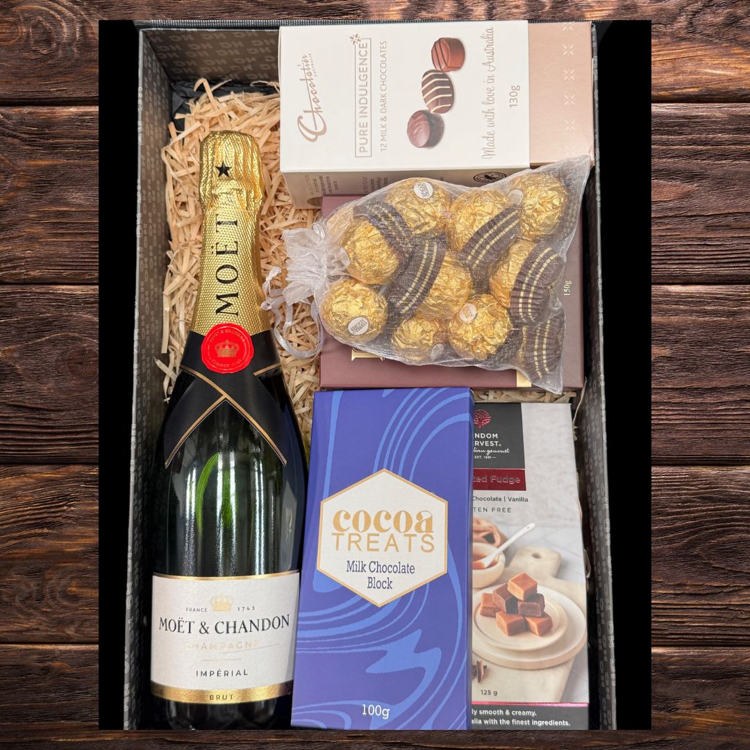 Mothers Day Champagne Hamper