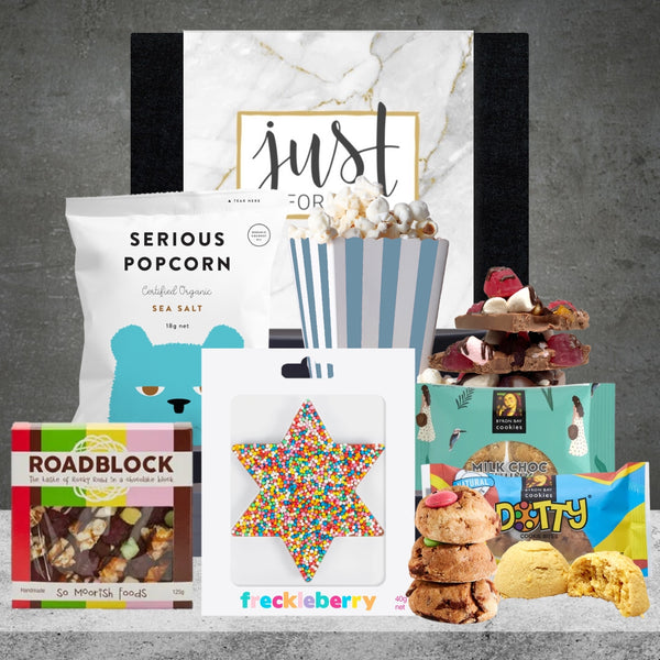 Snack & Star Goodie Box