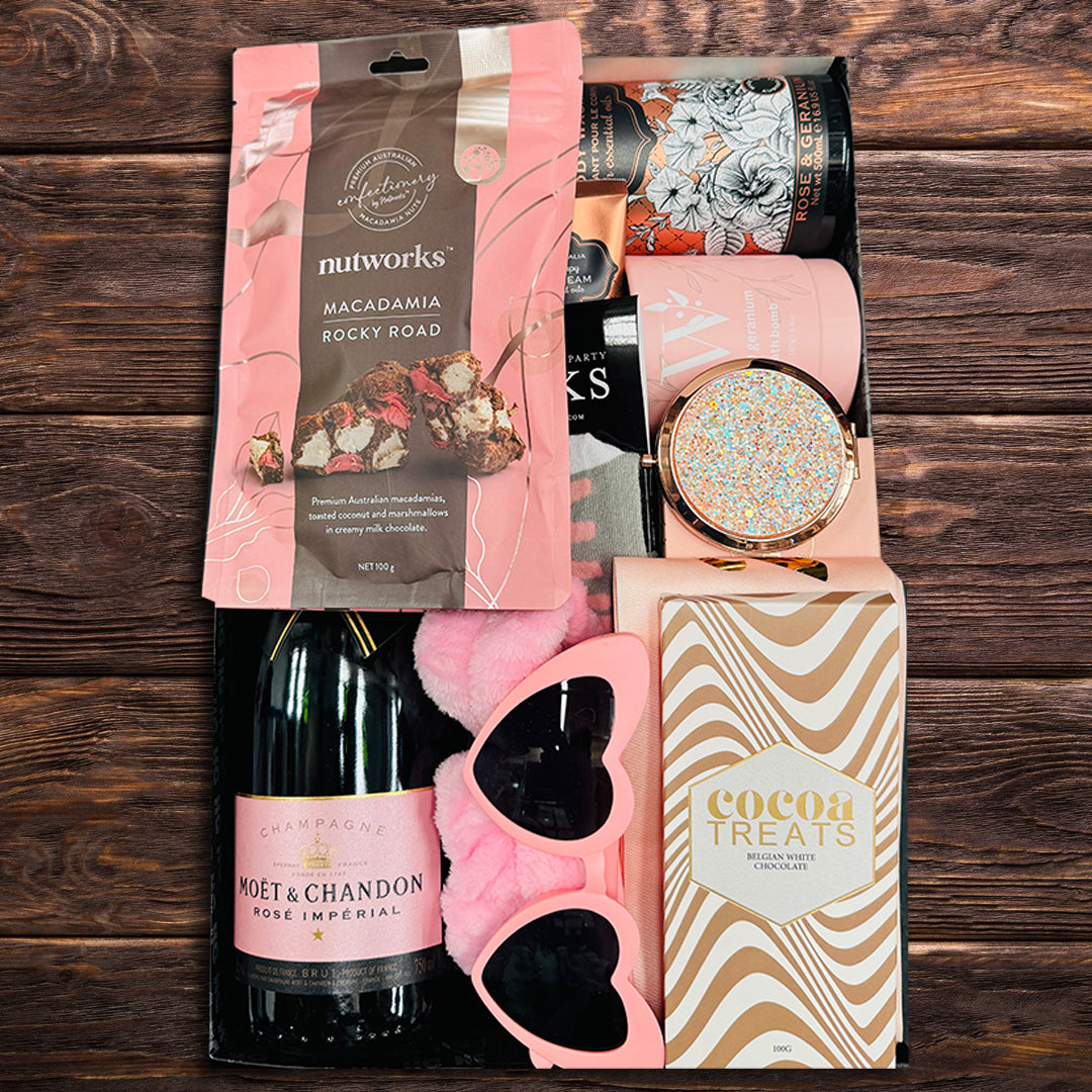 Bubbles & Soak Bridesmaid Hamper