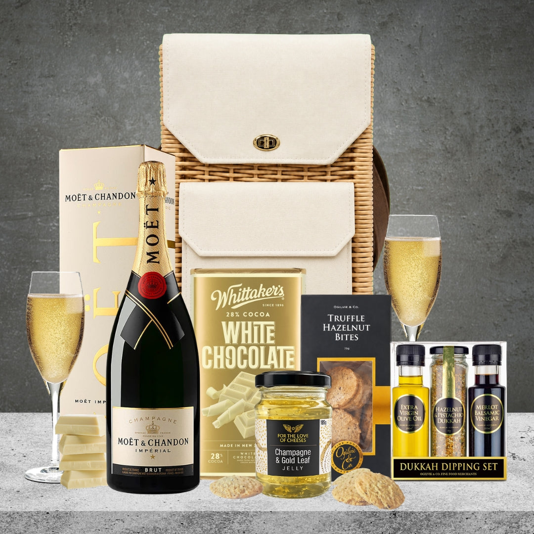 Moët Champagne Hamper Basket