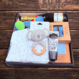 Snuggles & Bubbles Baby Hamper