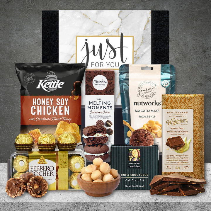 Halal Gourmet Snack Hamper Featured Image 