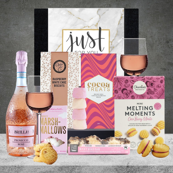 Italian Rose Sparkling Wine Hamper Featured Image