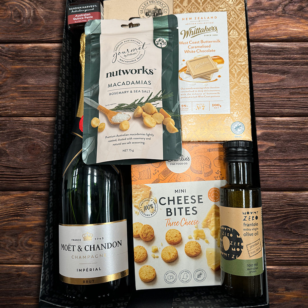 Moet Champagne & Nibbles Hamper Box