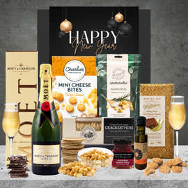 New Year Celebrations With Moet Hamper Featured Image