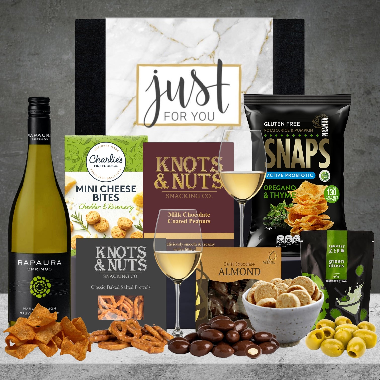 New Zealand Sauvignon Blanc Wine Hamper Featured Image