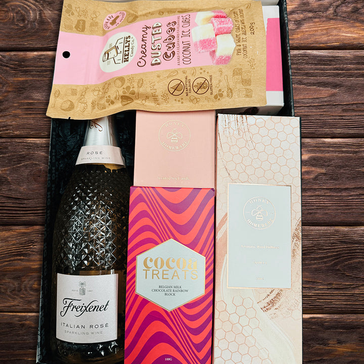 Relax With Sparkling Wine Hamper 