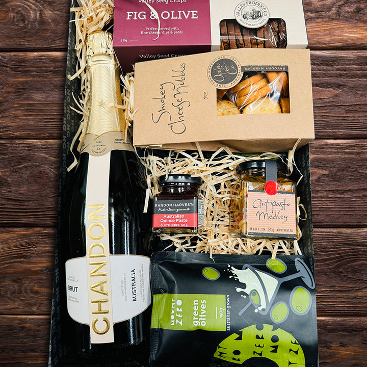 Sparkling Wine Gourmet Christmas Hamper