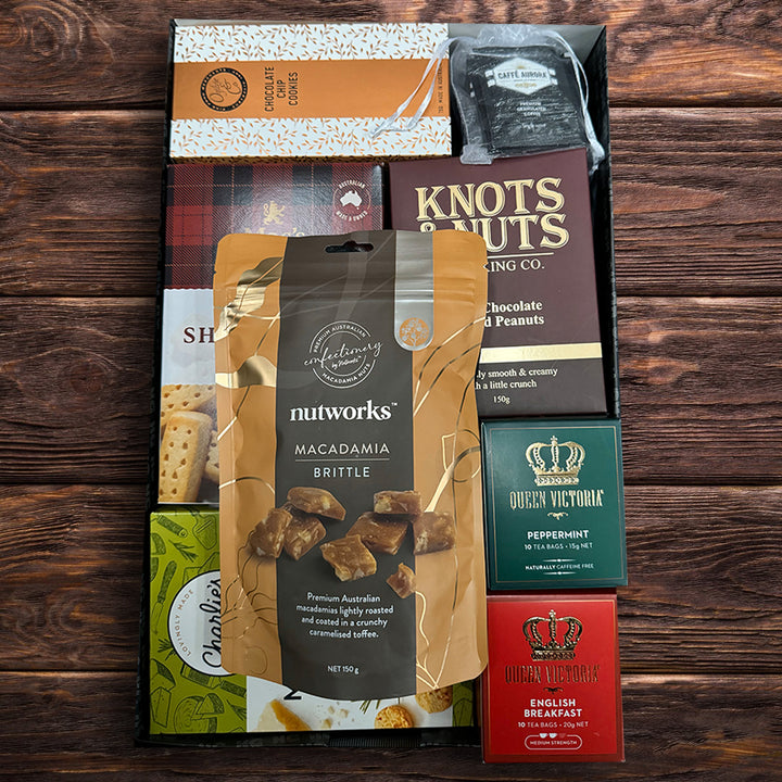 Tea Coffee & Snack Hamper 