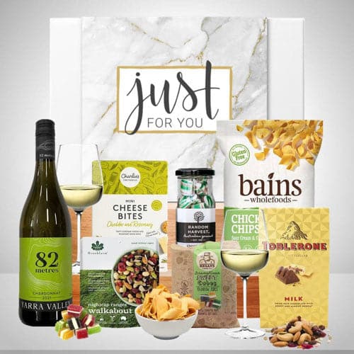 Happy Chardonnay Hamper