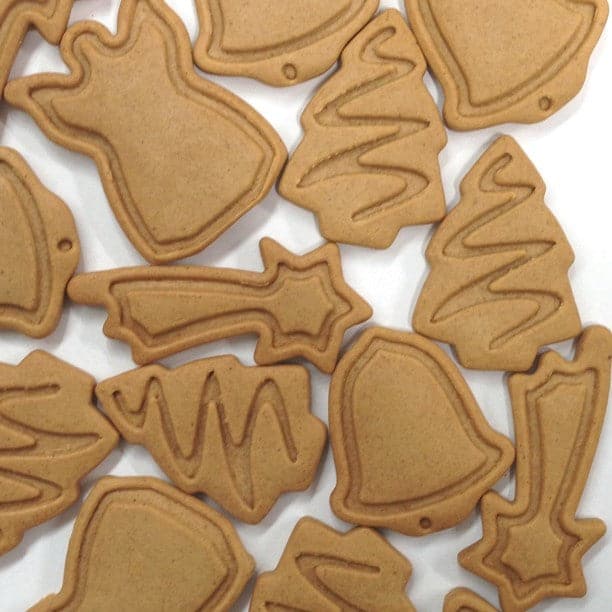 Gingerbread Folk Christmas Minis 75g